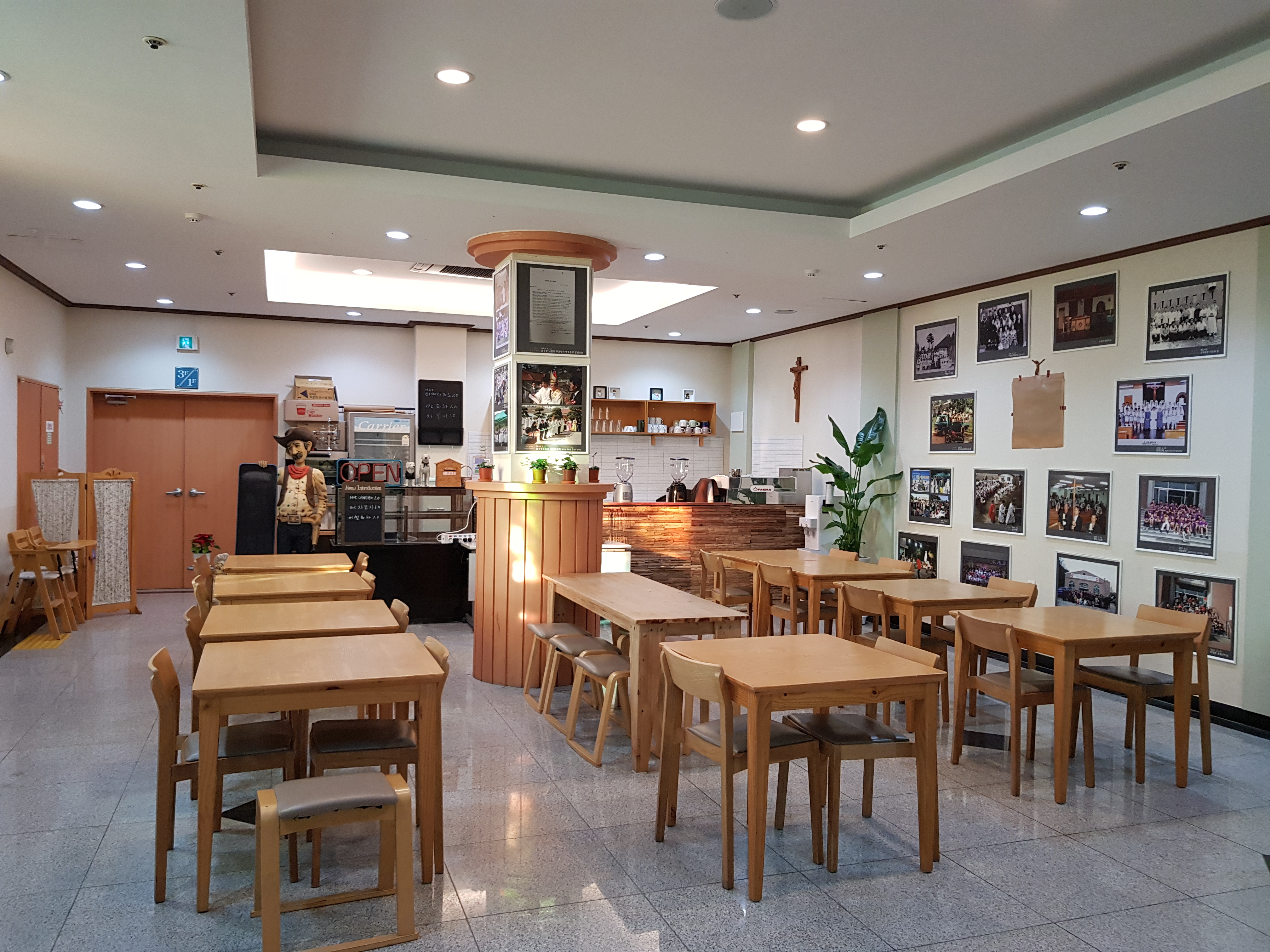 대성전2층&nbsp(카페)